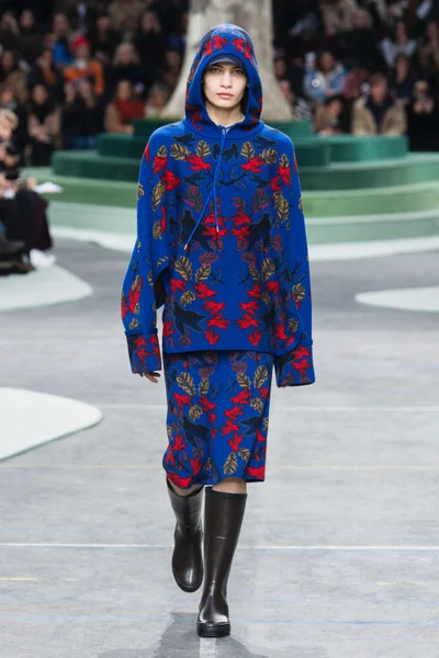 Look 57